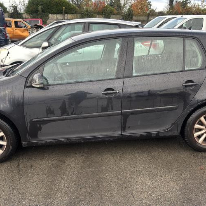 Aile avant droit VOLKSWAGEN GOLF 5 Photo n°16