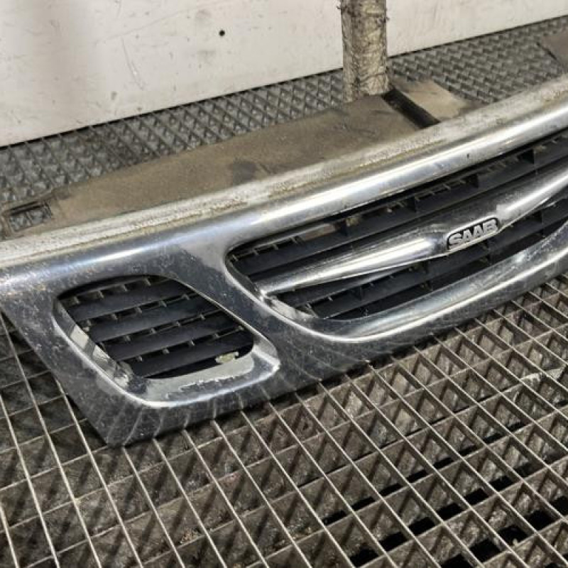 Calandre SAAB 9.3 1 Photo n°2