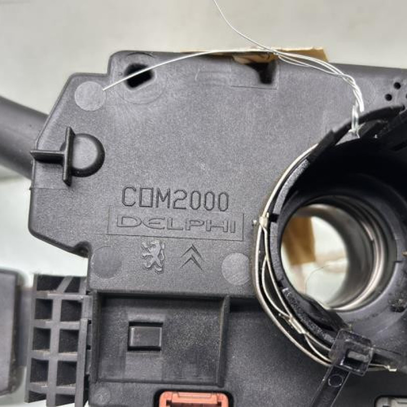 Com (Bloc Contacteur Tournant+Commodo Essuie Glace+Commodo Phare) PEUGEOT 206 Photo n°6