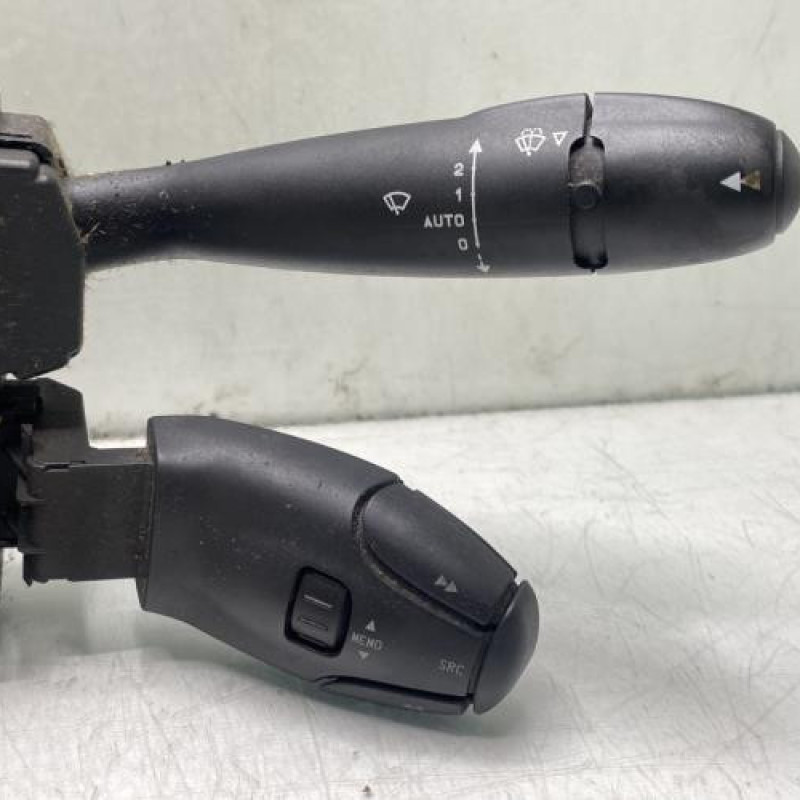 Com (Bloc Contacteur Tournant+Commodo Essuie Glace+Commodo Phare) PEUGEOT 206 Photo n°3