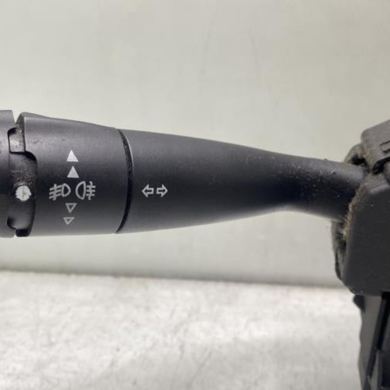 Com (Bloc Contacteur Tournant+Commodo Essuie Glace+Commodo Phare) PEUGEOT 206 Photo n°4