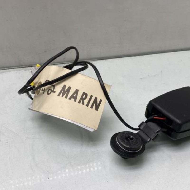 Attache ceinture avant droit RENAULT TWINGO 3 Photo n°2