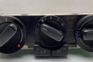 Commande chauffage VOLKSWAGEN POLO 5 Photo n°1