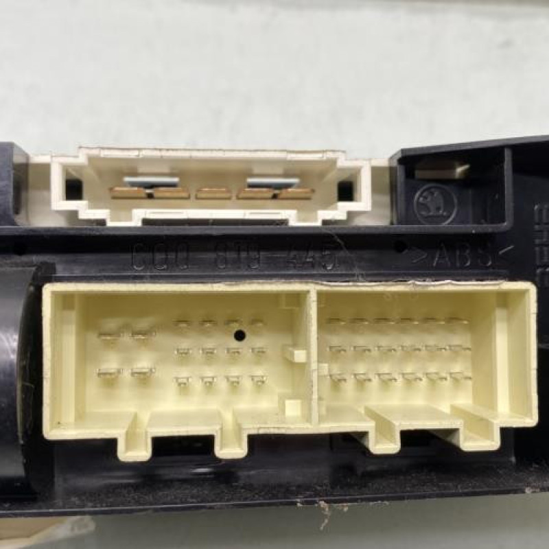 Commande chauffage VOLKSWAGEN POLO 5 Photo n°3