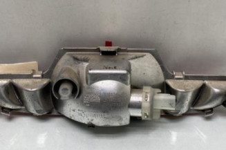 Anti brouillard arriere PEUGEOT 208 1