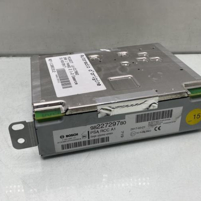 Autoradio d'origine PEUGEOT 208 1 Photo n°1