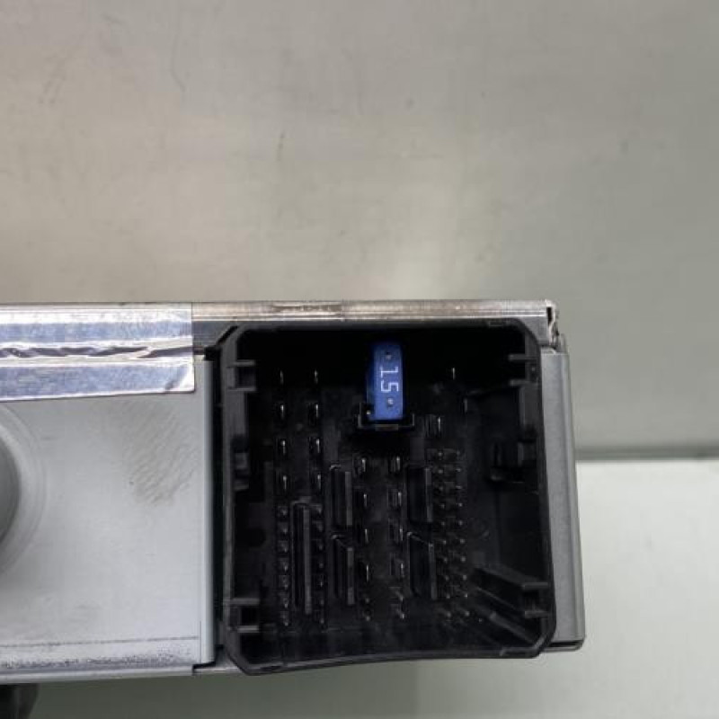 Autoradio d'origine PEUGEOT 208 1 Photo n°5