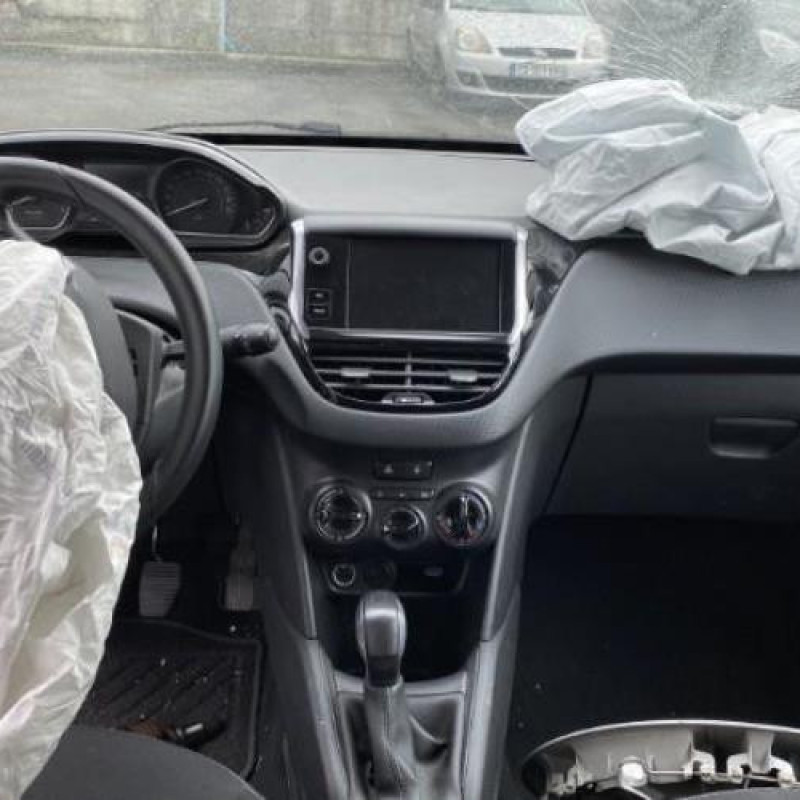 Autoradio d'origine PEUGEOT 208 1 Photo n°13