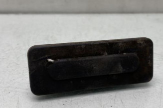 Bouton de coffre PEUGEOT 208 1 Photo n°1