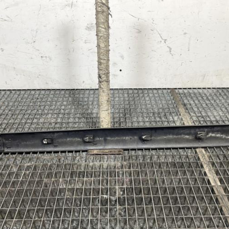 Baguette de porte avant droite RENAULT CLIO 2 Photo n°4