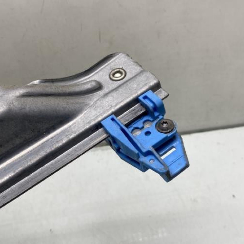 Leve vitre electrique avant droit RENAULT MODUS Photo n°4