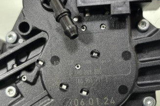 Moteur essuie glace arriere VOLKSWAGEN GOLF 5