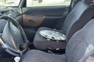 Moteur essuie glace avant RENAULT ESPACE 3