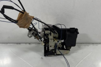 Serrure de porte de coffre droite MERCEDES VITO 639 Photo n°1