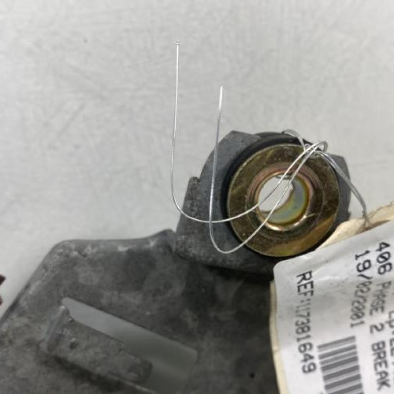 Moteur essuie glace arriere PEUGEOT 406 Photo n°4