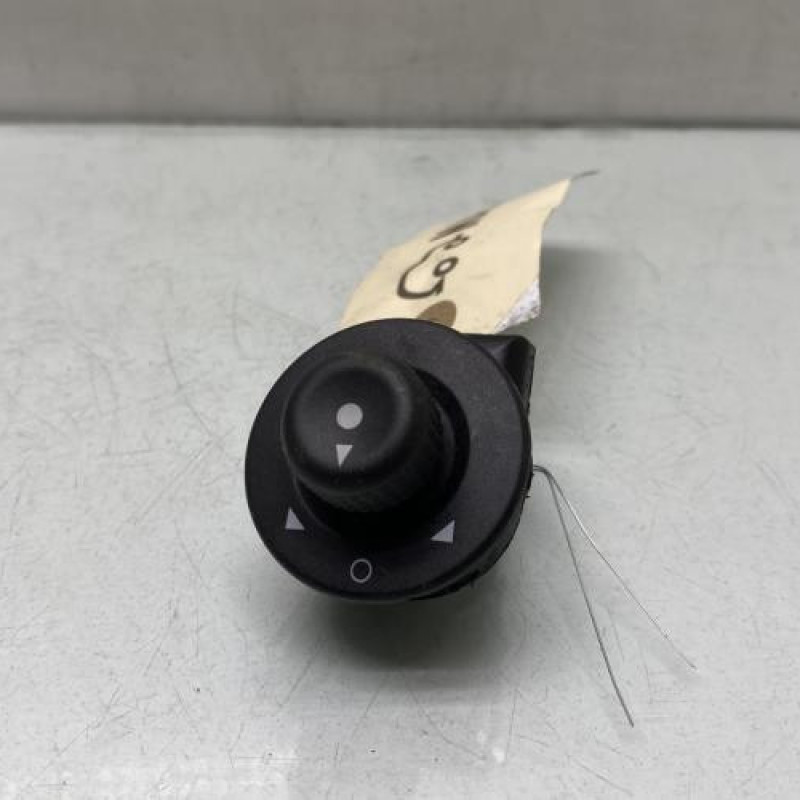 Commande retroviseurs PEUGEOT 1007 Photo n°1