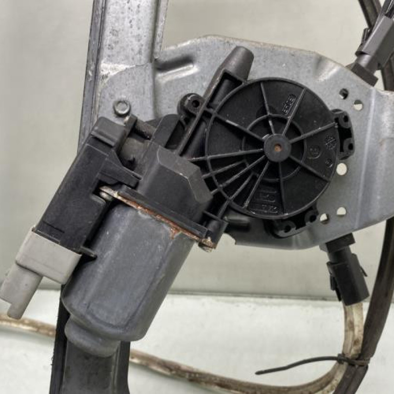 Leve vitre electrique avant gauche PEUGEOT 1007 Photo n°5