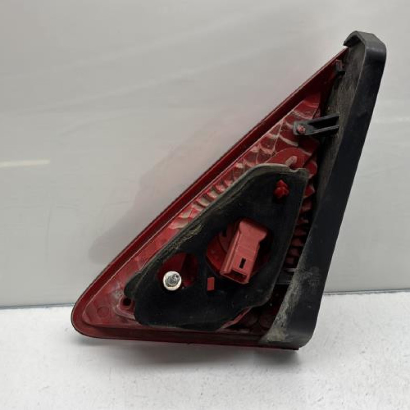 Feu arriere secondaire gauche (feux) PEUGEOT 3008 1 Photo n°3