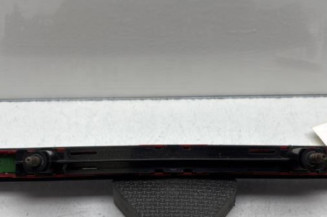 Feu arriere stop central PEUGEOT 3008 1