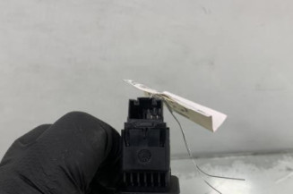 Interrupteur de leve vitre arriere droit VOLKSWAGEN GOLF 7