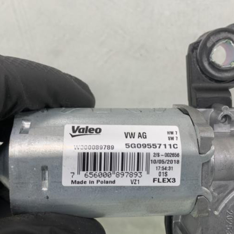 Moteur essuie glace arriere VOLKSWAGEN GOLF 7 Photo n°2