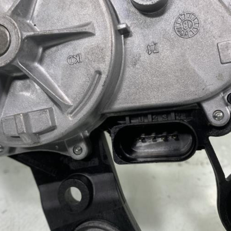 Moteur essuie glace arriere VOLKSWAGEN GOLF 7 Photo n°3