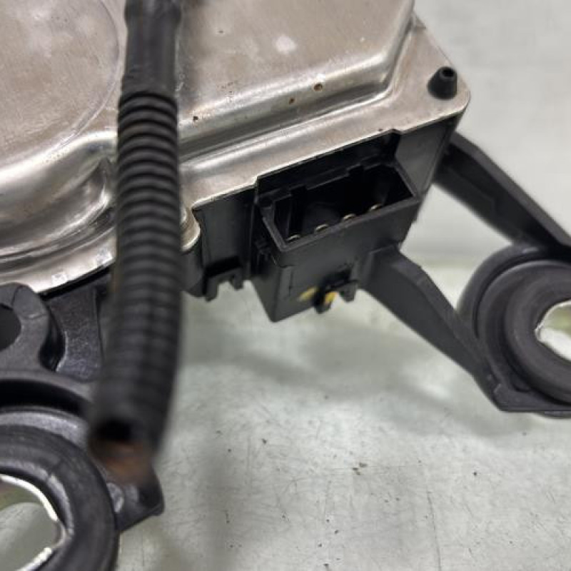 Moteur essuie glace arriere AUDI A3 2 Photo n°3