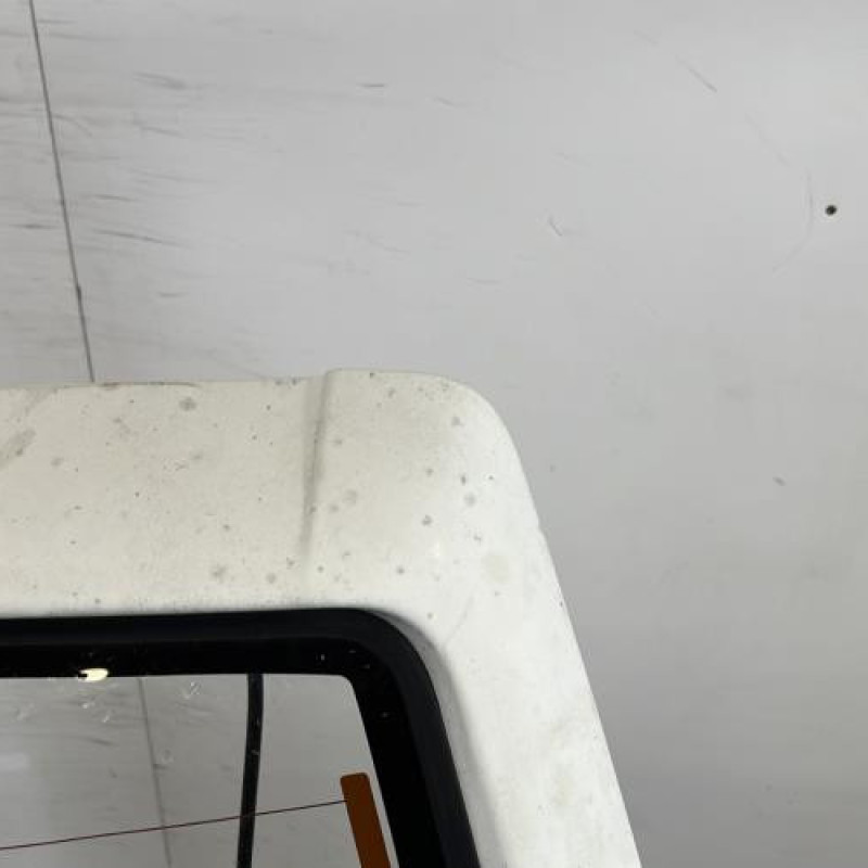 Malle/Hayon arriere PEUGEOT 205 Photo n°3