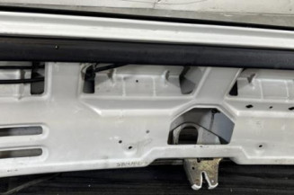 Malle/Hayon arriere PEUGEOT 205