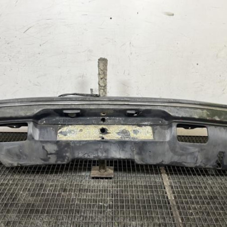 Pare choc arriere PEUGEOT 205 Photo n°1