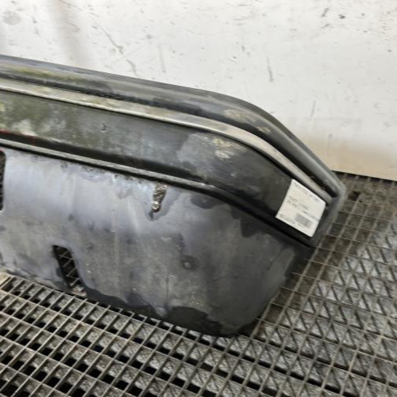 Pare choc arriere PEUGEOT 205 Photo n°3