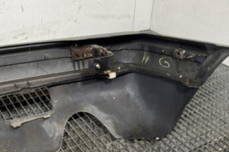 Pare choc arriere PEUGEOT 205