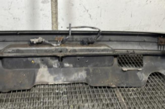 Pare choc arriere PEUGEOT 205