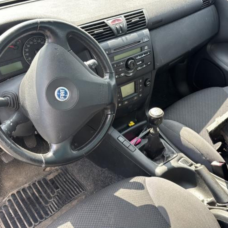 Neiman FIAT STILO Photo n°19