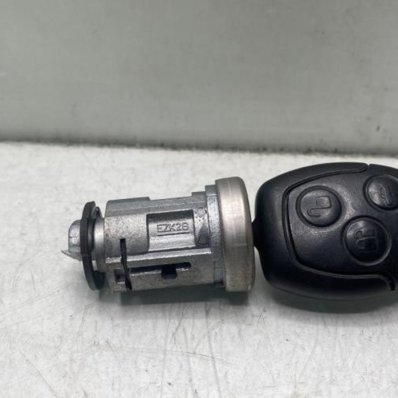 Neiman FORD FUSION Photo n°1