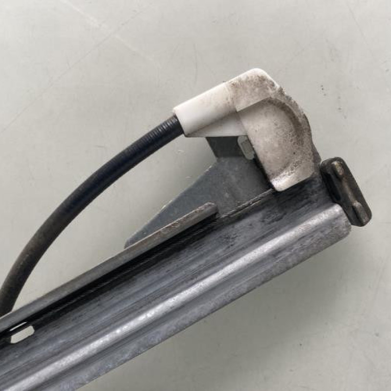 Leve vitre electrique avant gauche PEUGEOT 306 Photo n°4