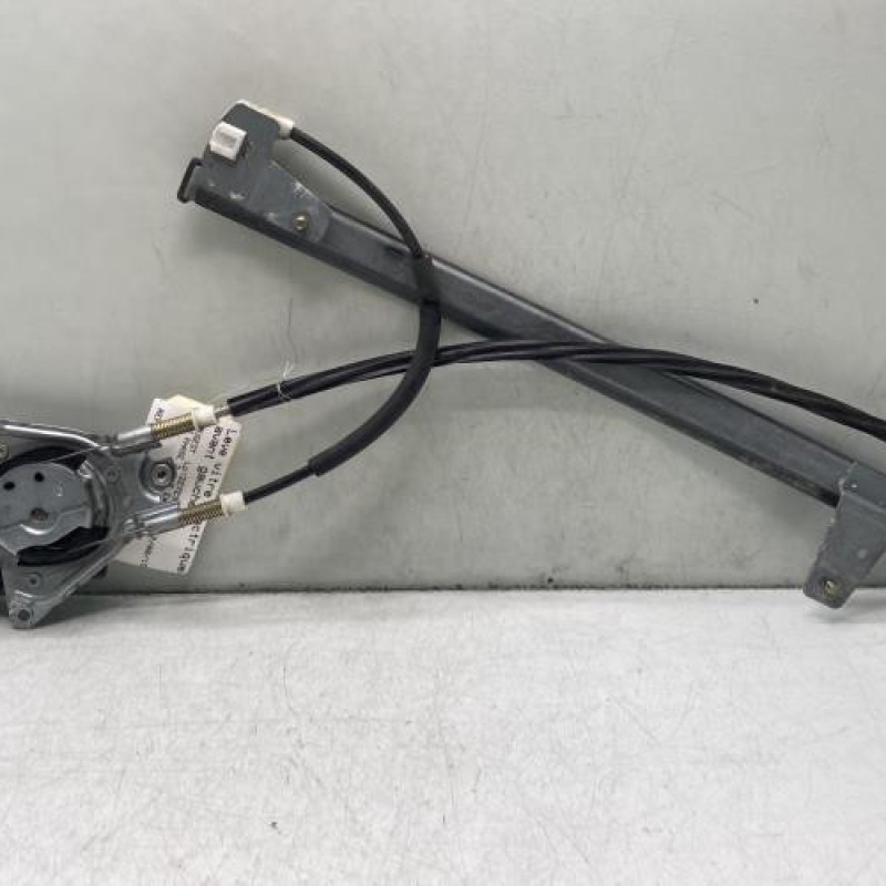 Leve vitre electrique avant gauche PEUGEOT 306 Photo n°5