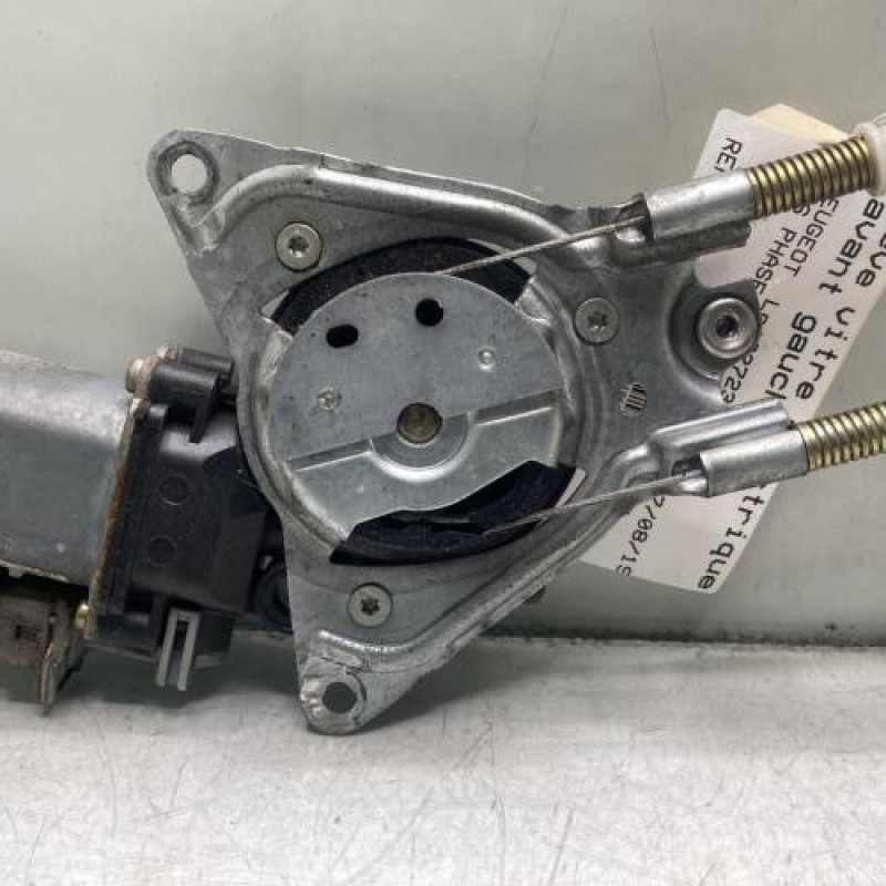 Leve vitre electrique avant gauche PEUGEOT 306 Photo n°6