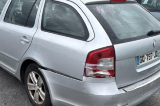 Moteur essuie glace arriere SKODA OCTAVIA 2