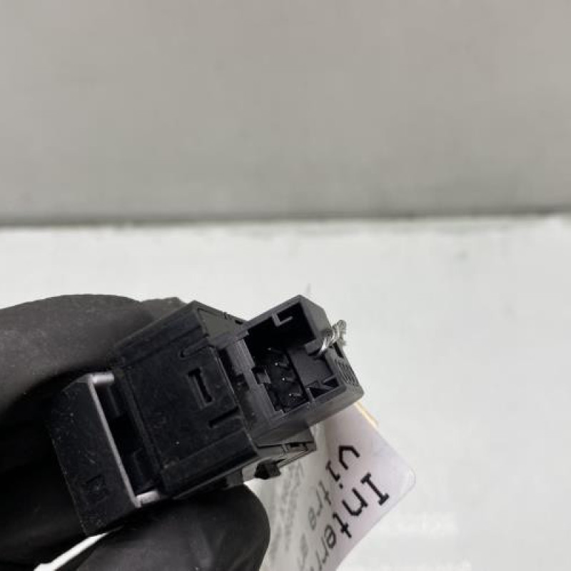 Interrupteur de leve vitre arriere droit AUDI A3 4 Photo n°3