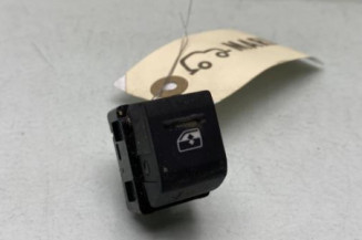 Interrupteur de leve vitre arriere gauche AUDI A3 4 Photo n°1