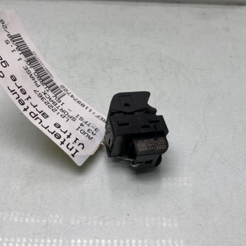 Interrupteur de leve vitre arriere gauche AUDI A3 4 Photo n°2