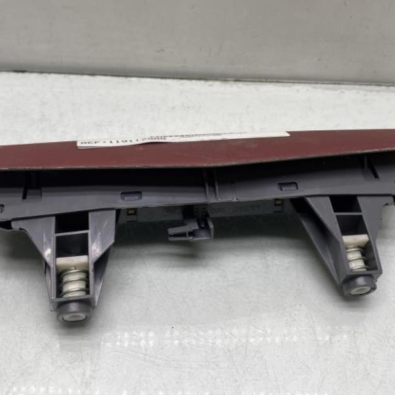 Feu arriere stop central OPEL CORSA D Photo n°2