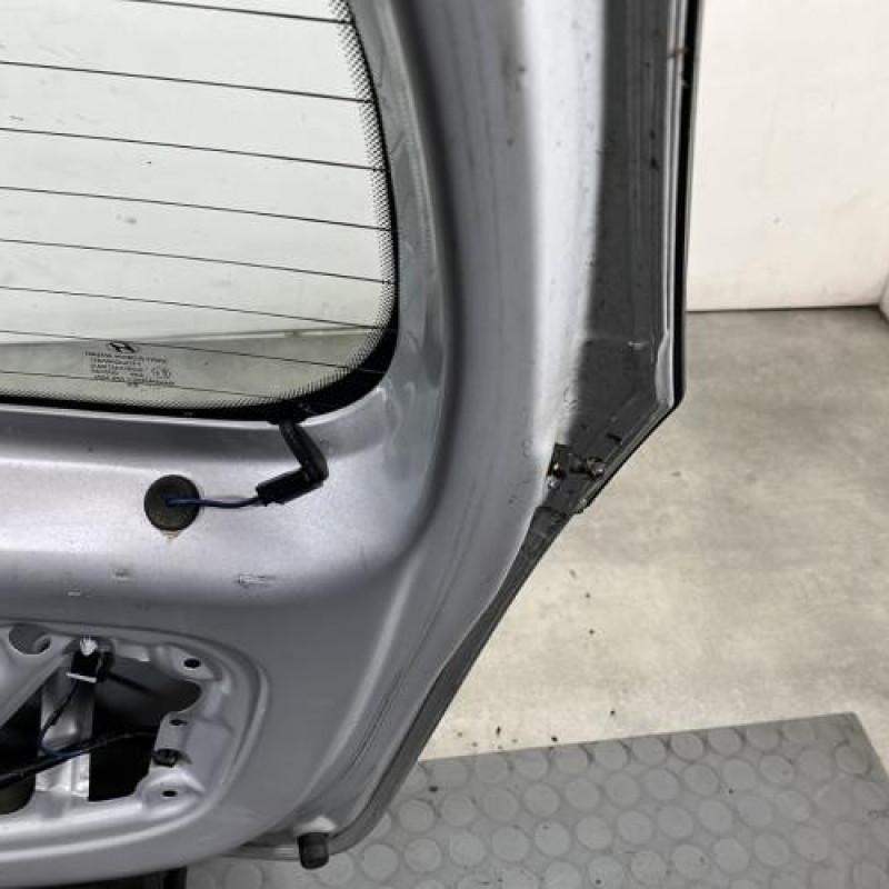 Malle/Hayon arriere HYUNDAI I 10 1 Photo n°8