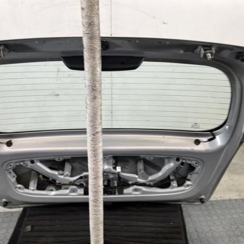 Malle/Hayon arriere HYUNDAI I 10 1 Photo n°11