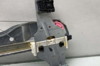 Leve vitre electrique avant gauche PEUGEOT 208 1