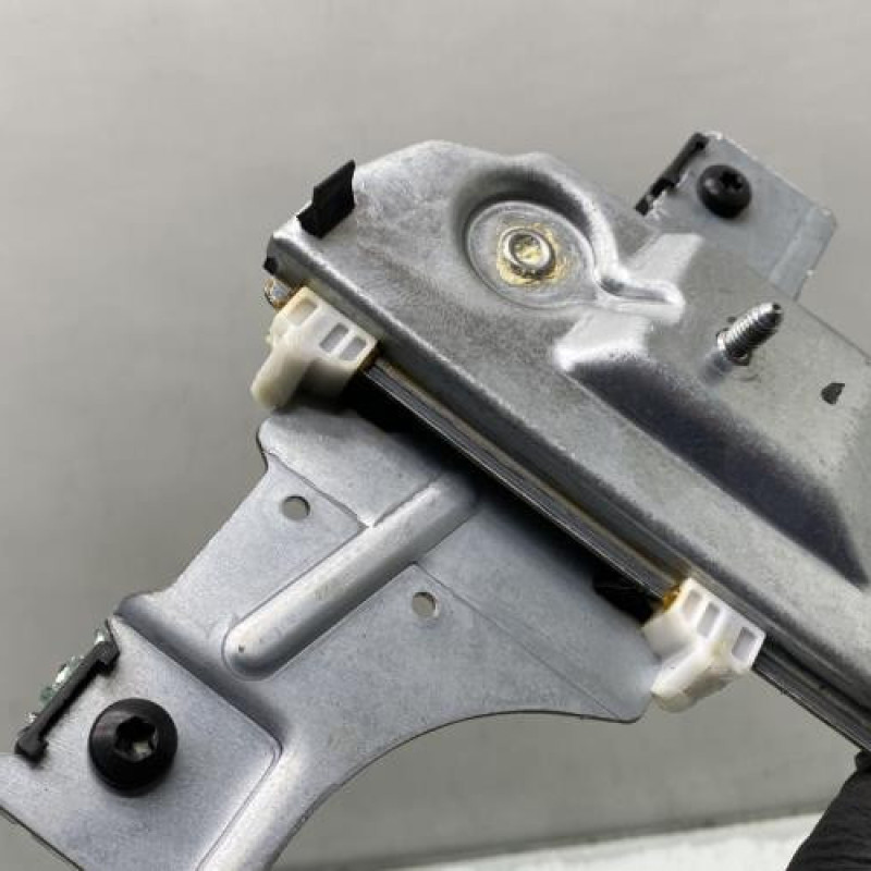 Leve vitre electrique avant gauche PEUGEOT 208 1 Photo n°6