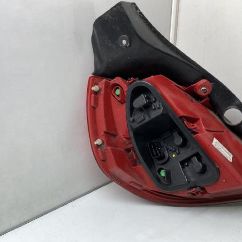 Feu arriere principal droit (feux) RENAULT CLIO 3 Photo n°3