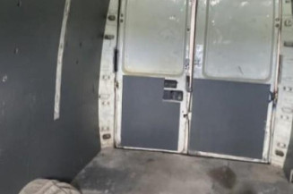 Serrure de porte de coffre droite IVECO DAILY 3