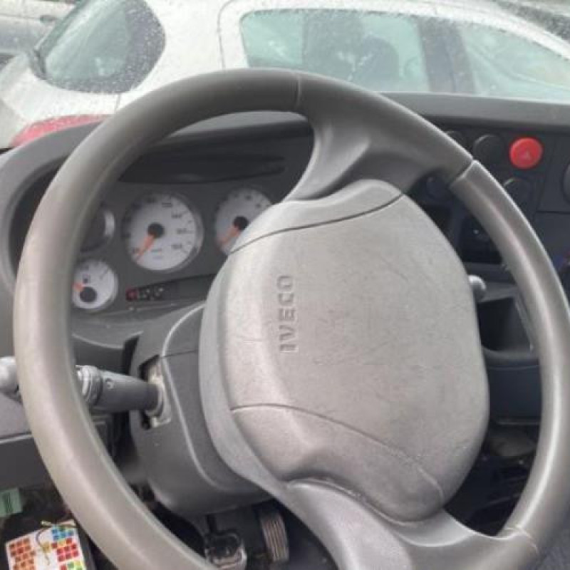 Serrure de porte de coffre droite IVECO DAILY 3 Photo n°20